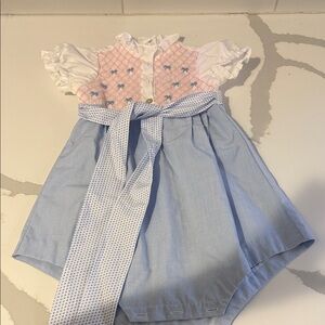 Manolitas Carmela button-on bubble